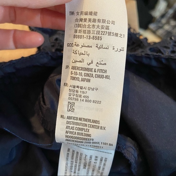 Hollister women’s embroidered  lace tank and skirt set - Picture 7 of 10